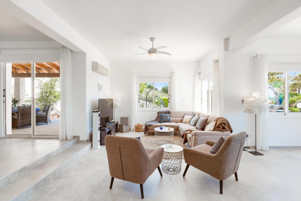 Villa Atlantica Peyia Extérieur photo